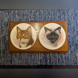 Vintage Cat Wall Decor with Brown and Blue Accents